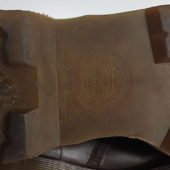 VTG Dr. Martens 101 WATERPROOF MIE 90s Brown Smooth Leather Lug Sole 6-Eye Boots - Picture 10 of 10